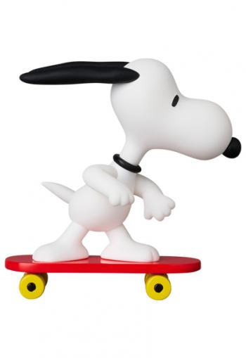 【予約2025年06月】ウルトラディテールフィギュア No.824 UDF PEANUTS SERIES 17 SKATEBOARD SNOOPY メディコム・トイ